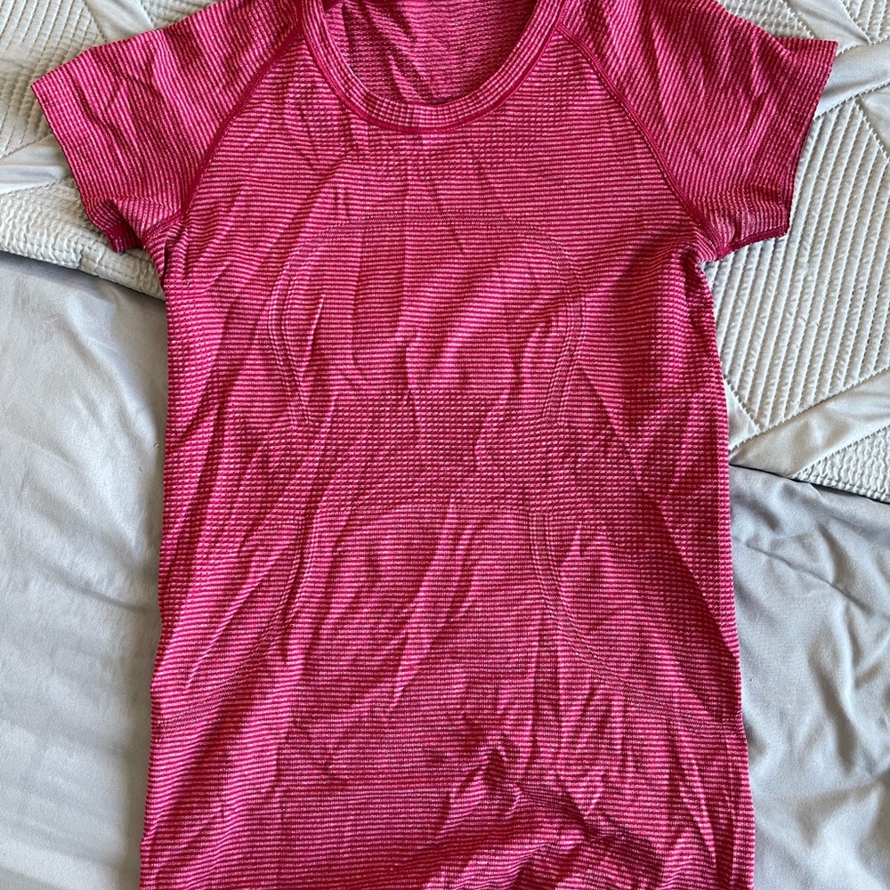Lululemon Swiftly